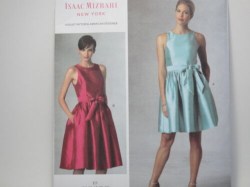 1434 VOGUE MIZRAHI NY SLEEVELESS  PLEAT DRESS LENGTHS, BELT PATTERN 6-22 2 SIZES